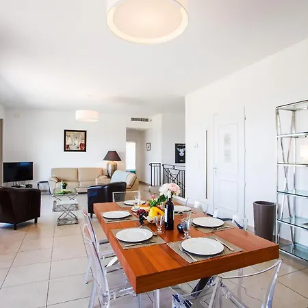 Vinaigrier Hills Vi3086 By Riviera Homes Villa