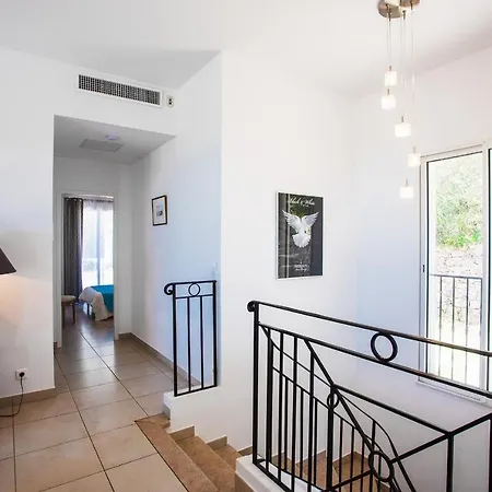 Vinaigrier Hills Vi3086 By Riviera Homes Niza
