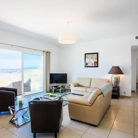 Vinaigrier Hills Vi3086 By Riviera Homes Villa