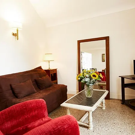 Aparthotel Résidence La Léonie Nizza