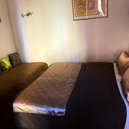 Hotel La Tour 3*
