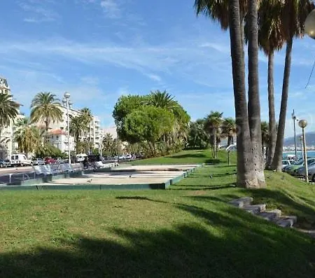 Parc Ferber - Charmant Studio Renove, Rez-de-jardin, Proche Mer, Carras * Nice