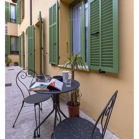 Quartier Liberation: Jolie 2pieces Sur Cours/wifi Apartament *