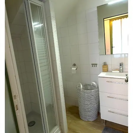 Quartier Liberation: Jolie 2pieces Sur Cours/wifi Apartament Nicea