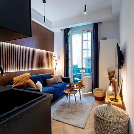 Apartment Superbe Balcon Plage/ Prom. Des 103 *