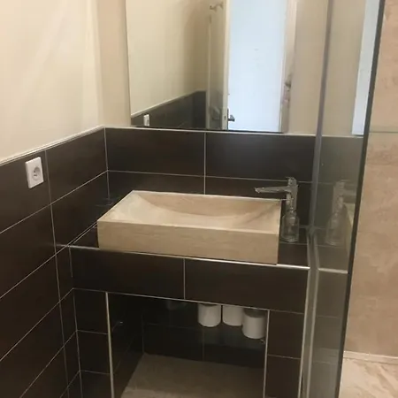 Apartment Au Coeur De Nice