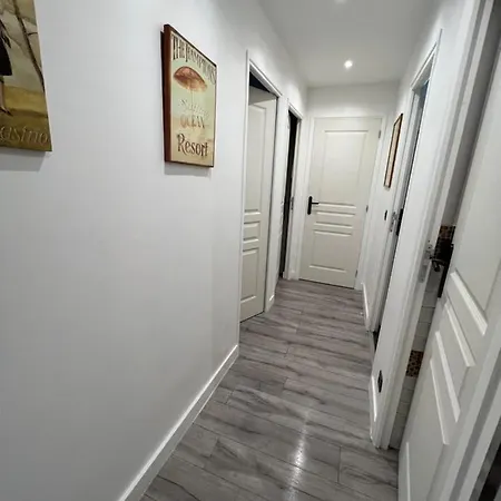 Apartment Gorgeous 2 Bedrooms *