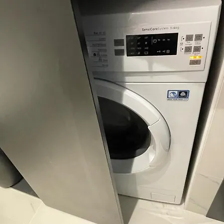 Apartment Luxury Garden Jacuzzi Promenade