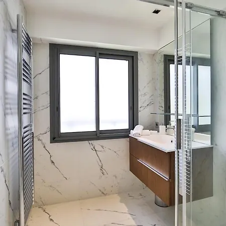 Sublime Promenade Des Anglais Apartment Nizza