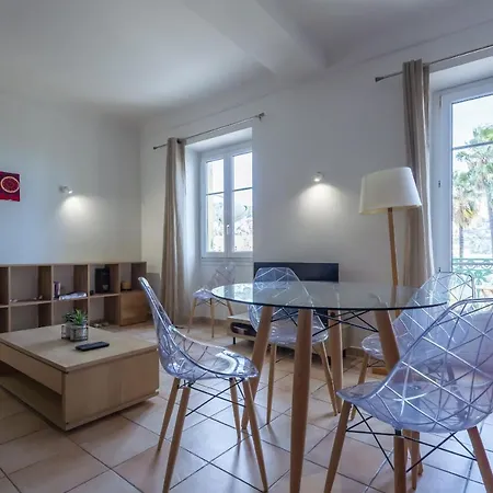 Lägenhet Quartier Du Port, Jolie 2 Pieces Avec Vue Mer Nice