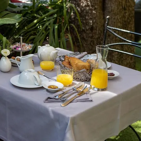 Hotel Le Petit Palais 4*