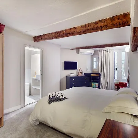Central - Old Town Apartment *