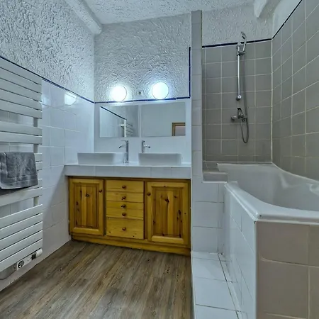 Vecchio Droite Apartment *