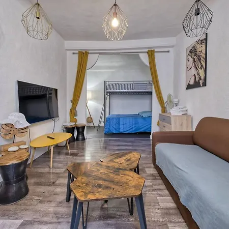 Apartment Vecchio Droite