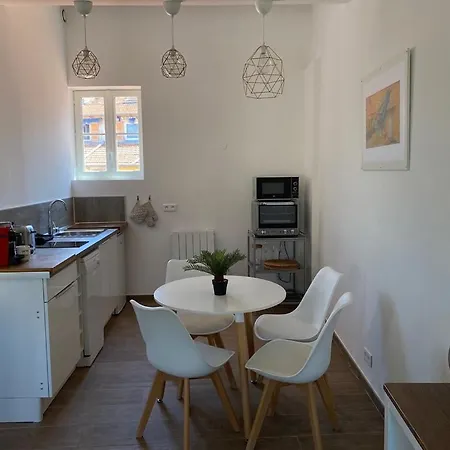 Apartment Cozy With Terrace - Old Town