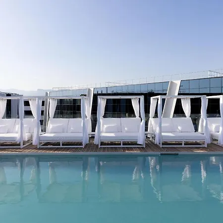 Sheraton Airport Hotel 4*