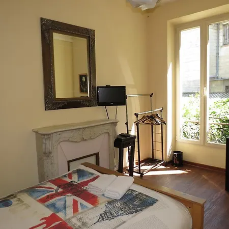 Villa Aramis Guesthouse Bed & Breakfast