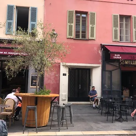 Apartment En Plein Coeur De Vieille