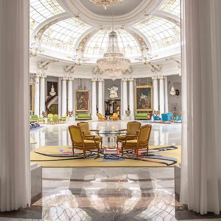 Szálloda Le Negresco 5*