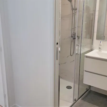 Apartment Delille Centre 09 *