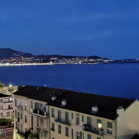 Le Grand Bleu Fshh Apartment *