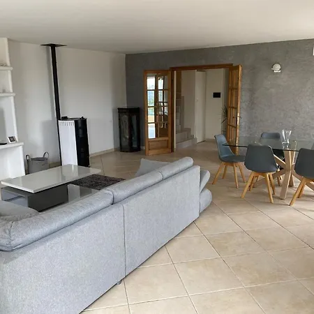 Spacieuse Nicoise Au Calme Avec Piscine * Nice