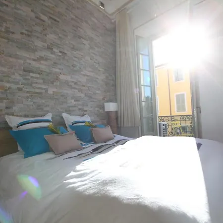 Aparthotel Massena 4*