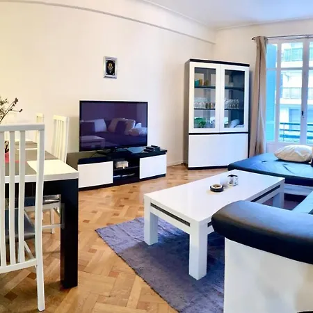 Superbe A 600 Metre De La Mer Apartment *