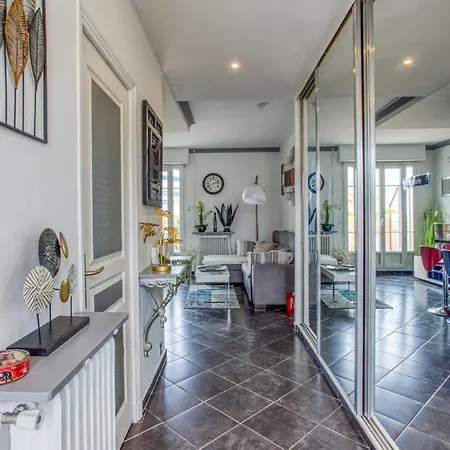 Le Mantega - F2 Moderne,centre Ville, 2 Grandes Terrasses,climatisation, Ascenseur Apartment