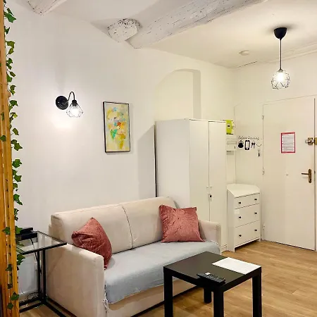 Apartment Cosy Modern In The Heart Of With Ac Nice