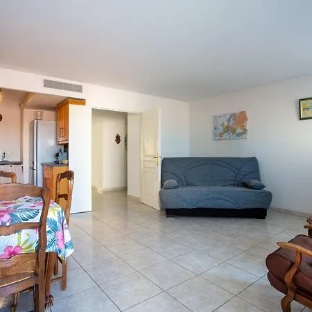 With Sea View With Two Bedrooms Nice