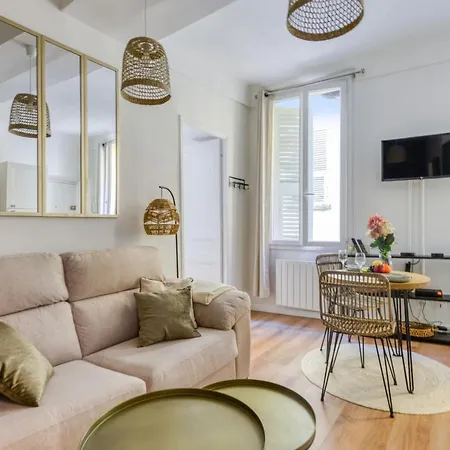 Wonderful In The Heart Of The Old Town - - Welkeys Nice