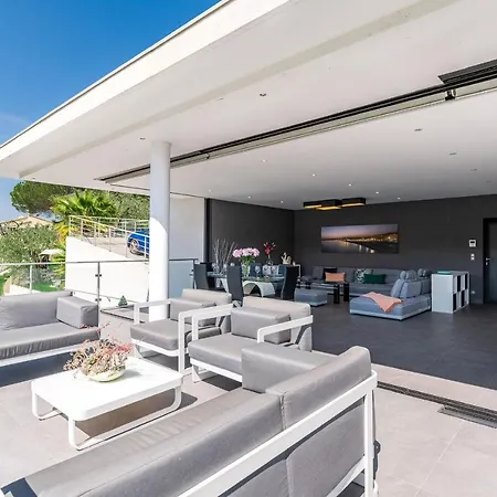 Des Oliviers Villa Nice