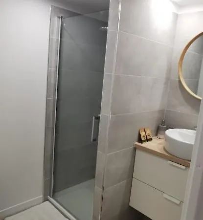 Maya House Appartamento Nizza