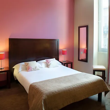 Relais Acropolis 3* Ницца