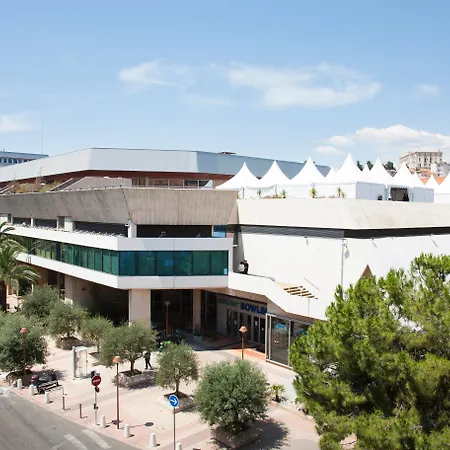 Relais Acropolis 3* Ницца