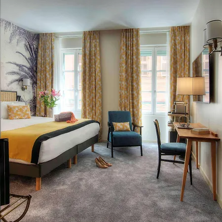 מלון Mercure Marche Aux Fleurs 4*