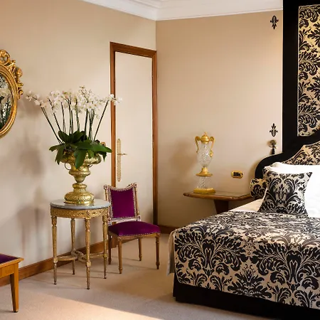Le Negresco Szálloda Nizza