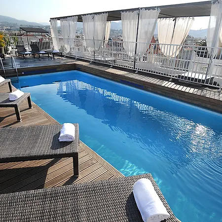 Splendid Y Hotel Niza