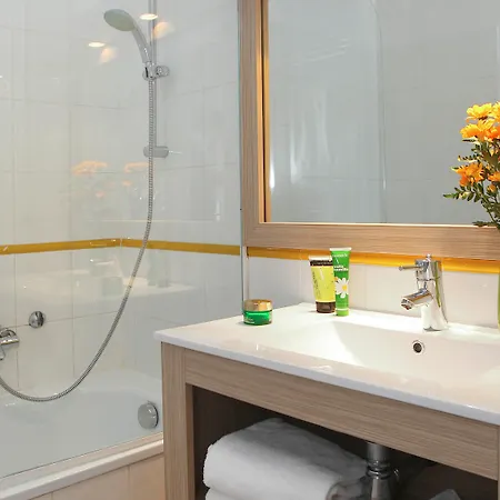 Adagio Access Magnan 2* Niza