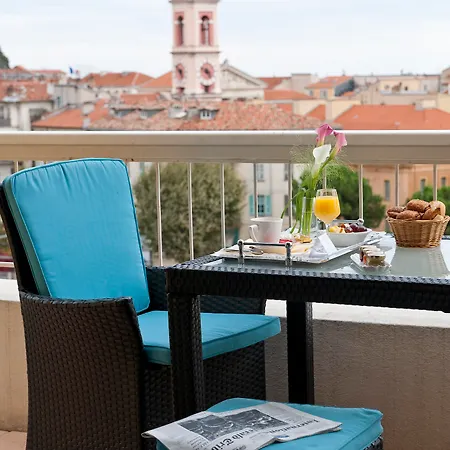 Aston La Scala Hotel 4*