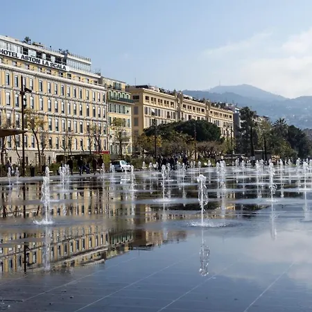 Aston La Scala Hotel