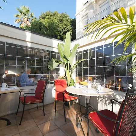 West End Promenade Hotel 4*