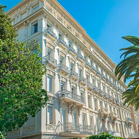 Hotel West End Promenade 4*