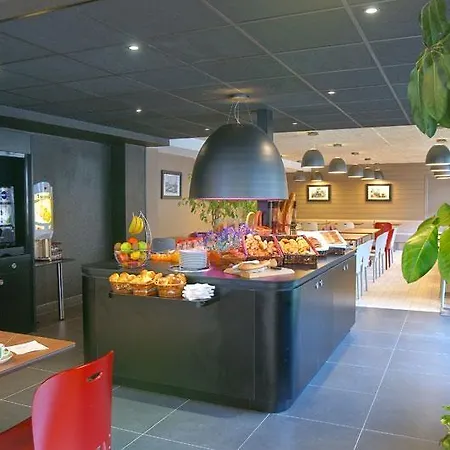 Campanile Centre Acropolis Hotell 3*