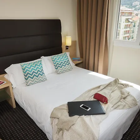 Pam Fully Renovated 4*