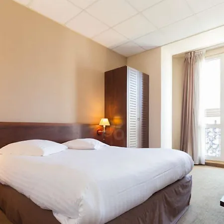 Le Noailles Gare Hotel 3*