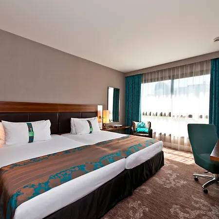 Holiday By Ihg