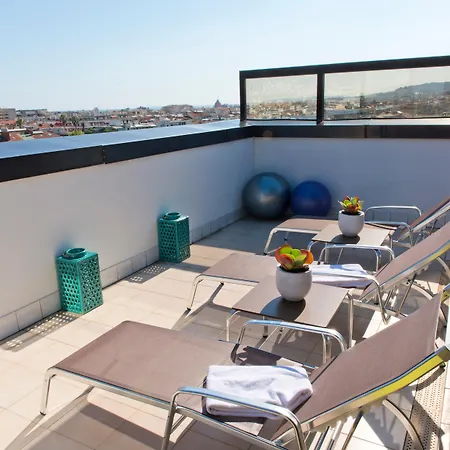 Hotel Holiday By Ihg 4*