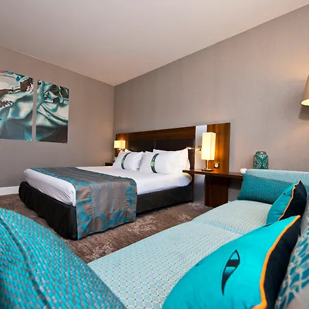 Holiday By Ihg